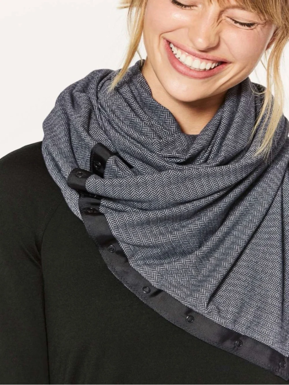Lululemon Vinyasa Scarf Herringbone Black Gray Snap Wrap Convertible Infinity OS